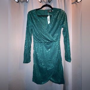 Feminine Emerald Sequin Cocktail Dress